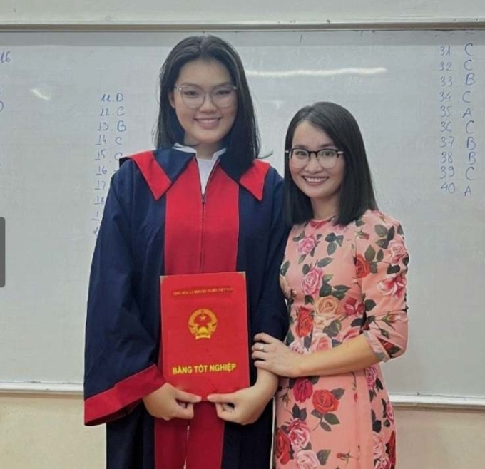 Nữ sinh giỏi bỏ thi lớp 10